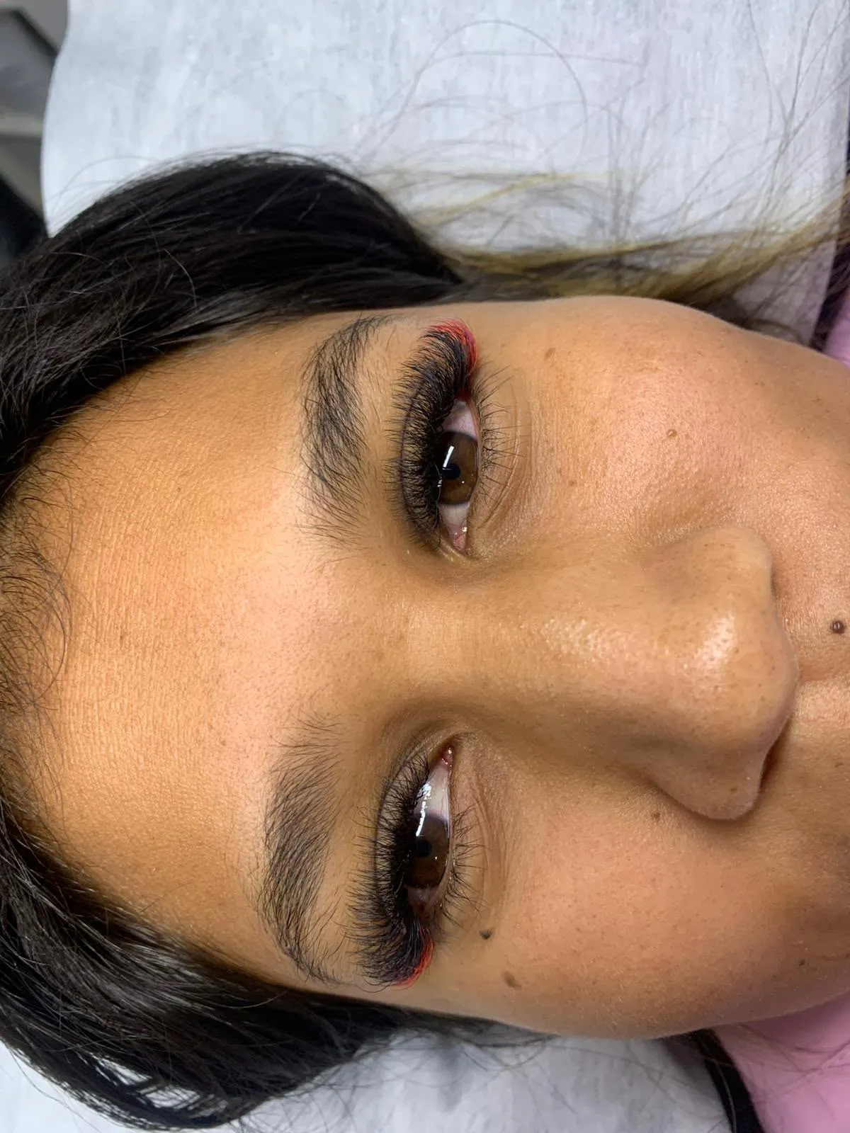 Imagen del servicio Extra de extensiones con color